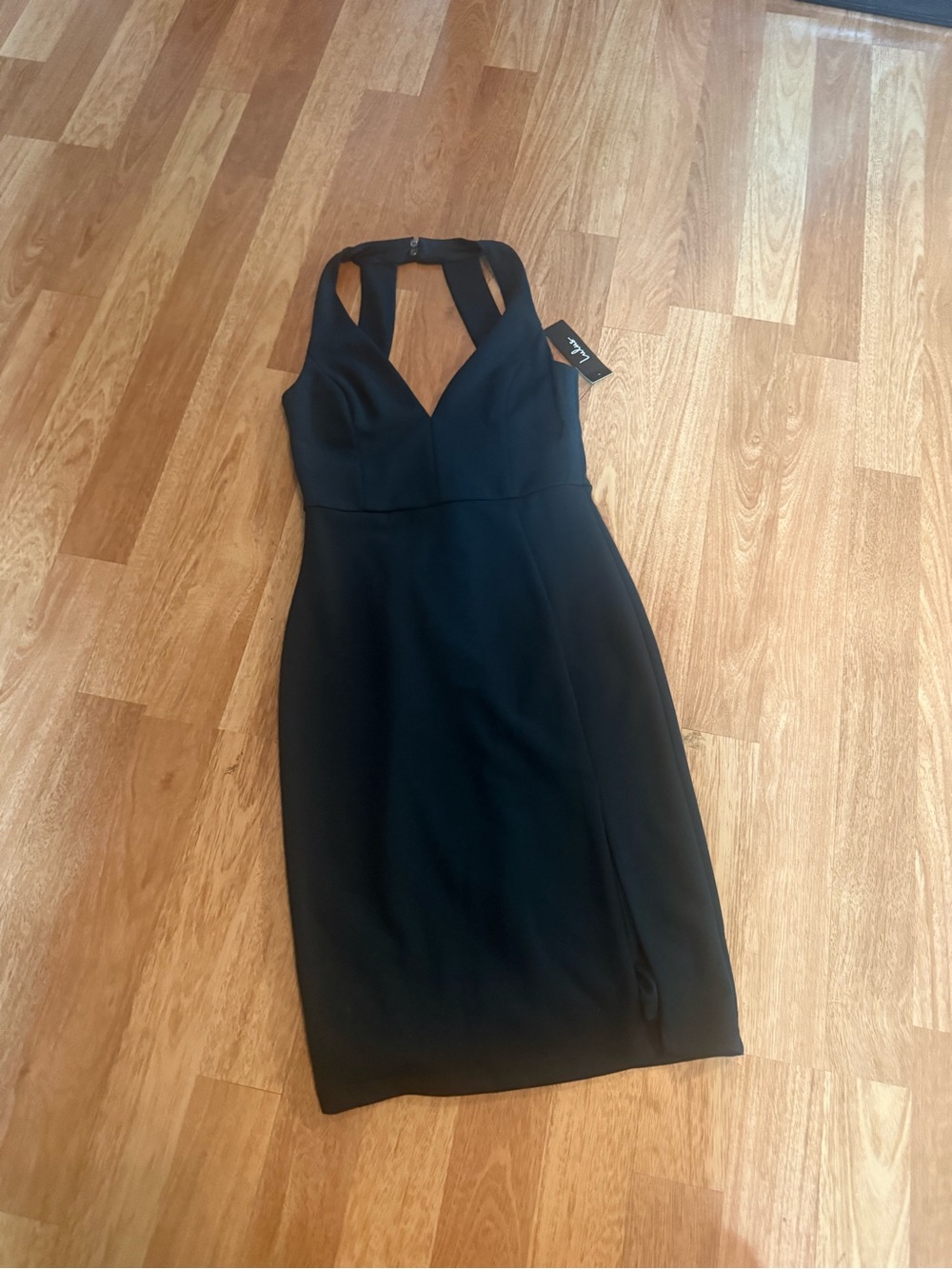 Lulu's Black One-Shoulder Sheath Dress